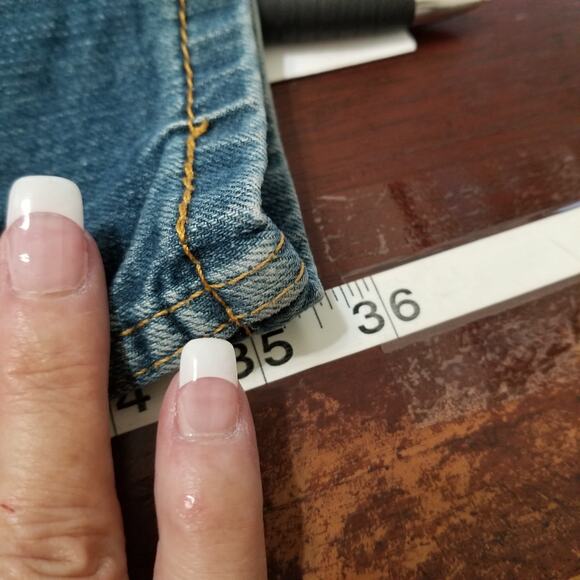 Levis 505 Jeans Men's Blue Stonewash Straight Regular Fit Size 34W X 36L - Picture 15 of 15